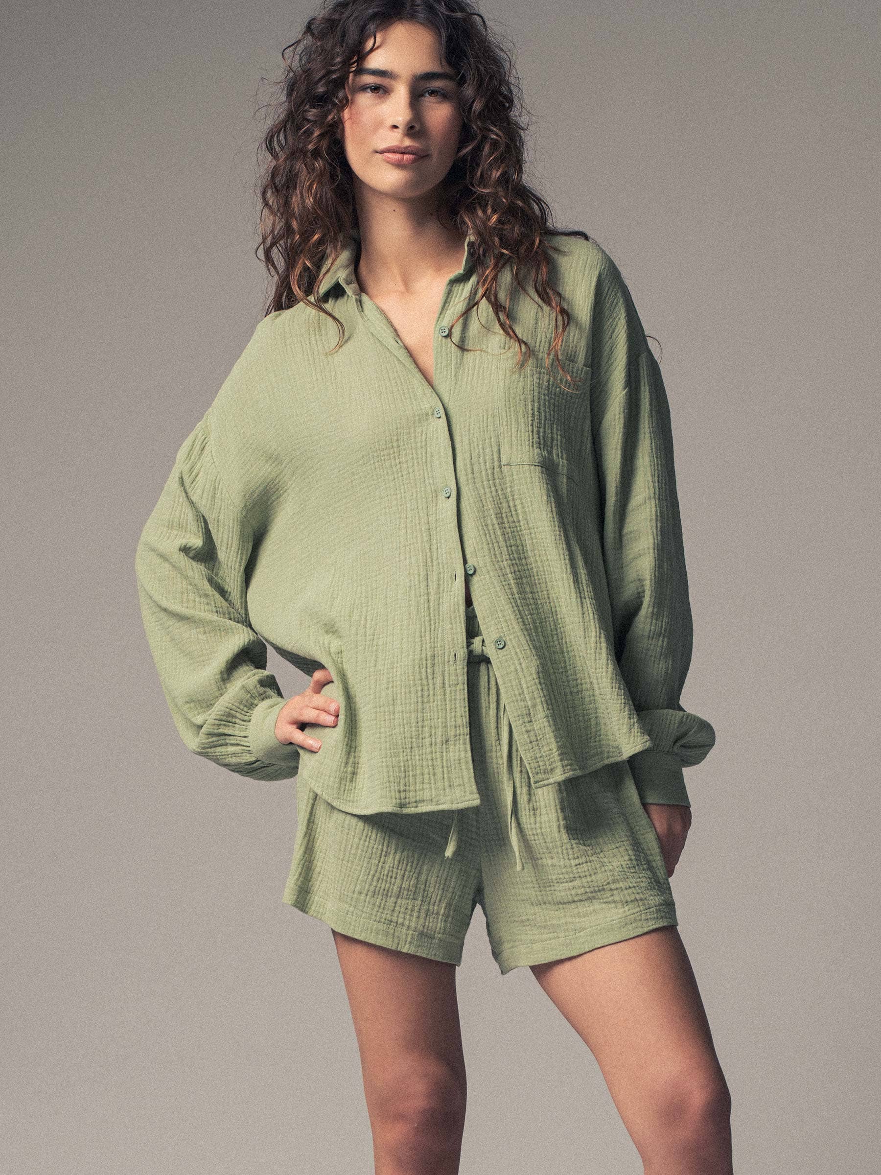 Urban Daizy - Wholesale Lounge Set - Women's - Crinkle Cotton Gauze Resort Button-Up Set0