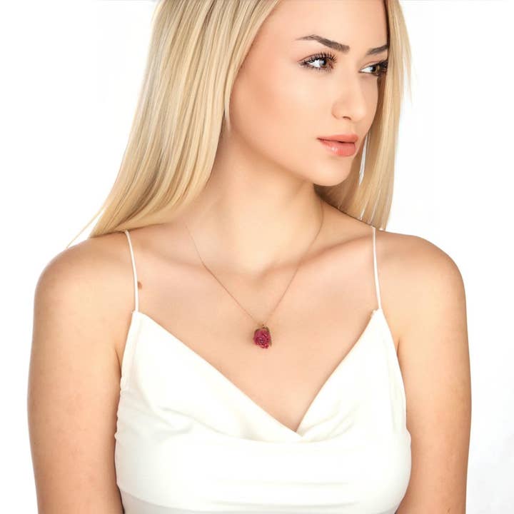 MadamLili - Wholesale Pendant/Charm Necklace - 925 sterling rose gold plated chain “Real Rose” K925-502