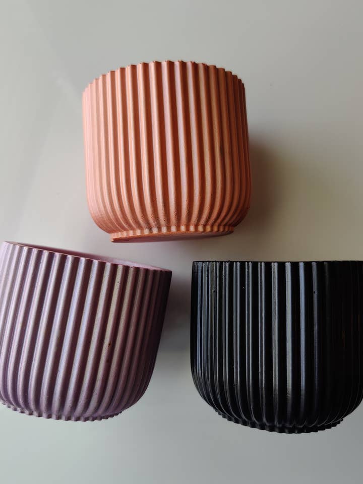 Récipient à bougie en ciment personnalisé pour la vente par Roze & Lin Candle Co.