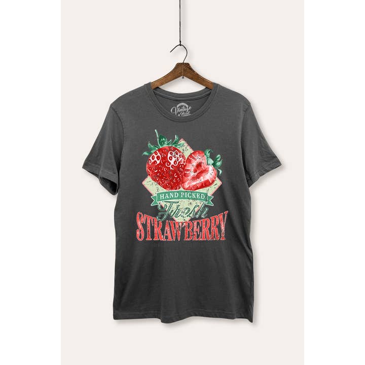 VINTAGE POINT USA - Wholesale T-Shirt (Graphic) - Women's - FRESH STRAWBERRY GRAPHIC BASIC T-SHIRT