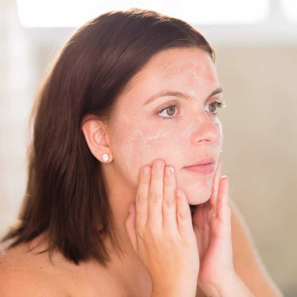 Beauty By Earth - Wholesale Facial Cleanser - Face Wash with Superfruit and Sea Kelp 4oz2