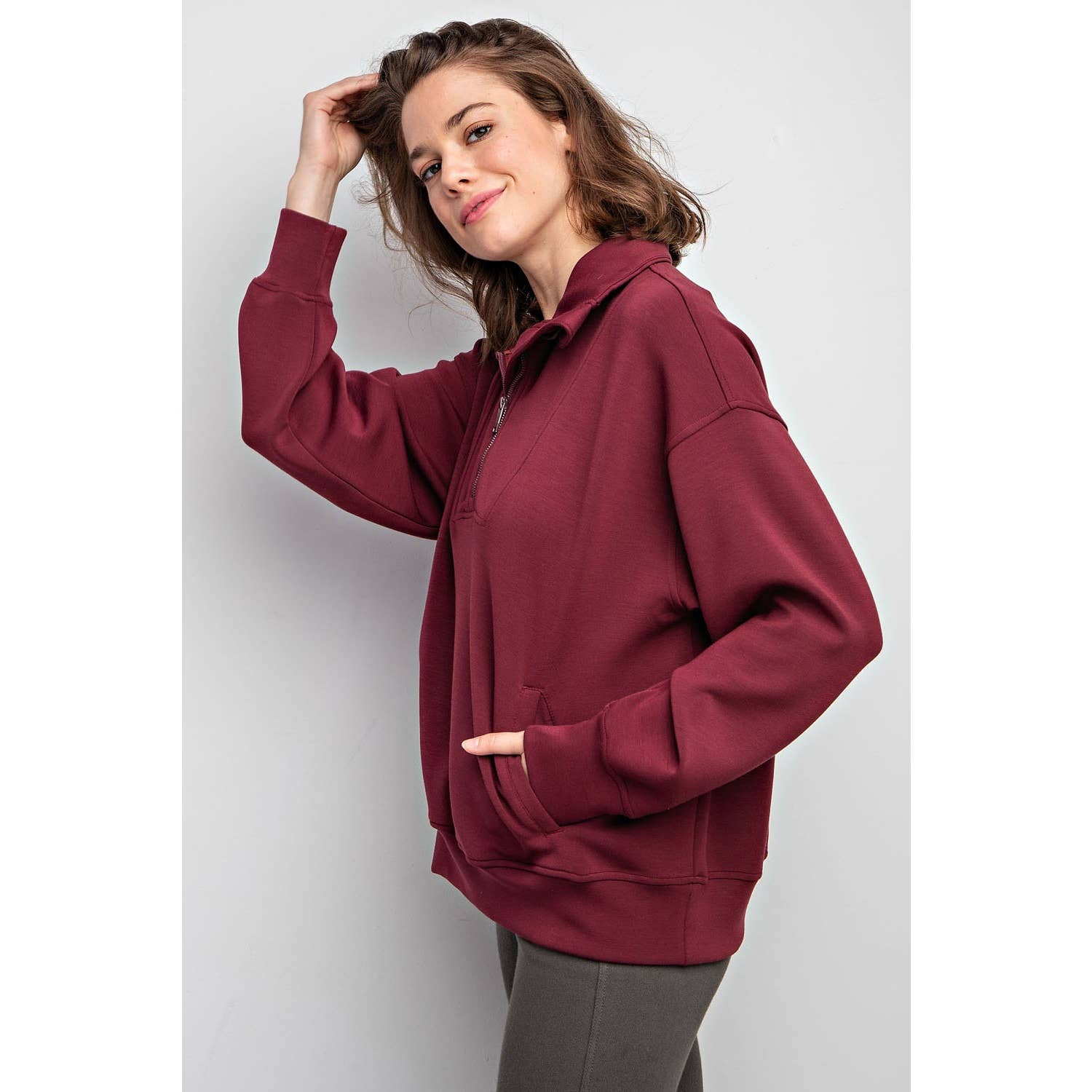 Rae Mode - Vendita all'ingrosso Felpa - Donna - PULLOVER CON COLLO A IMBUTO E ZIP A QUARTO IN MODAL SCUBA70