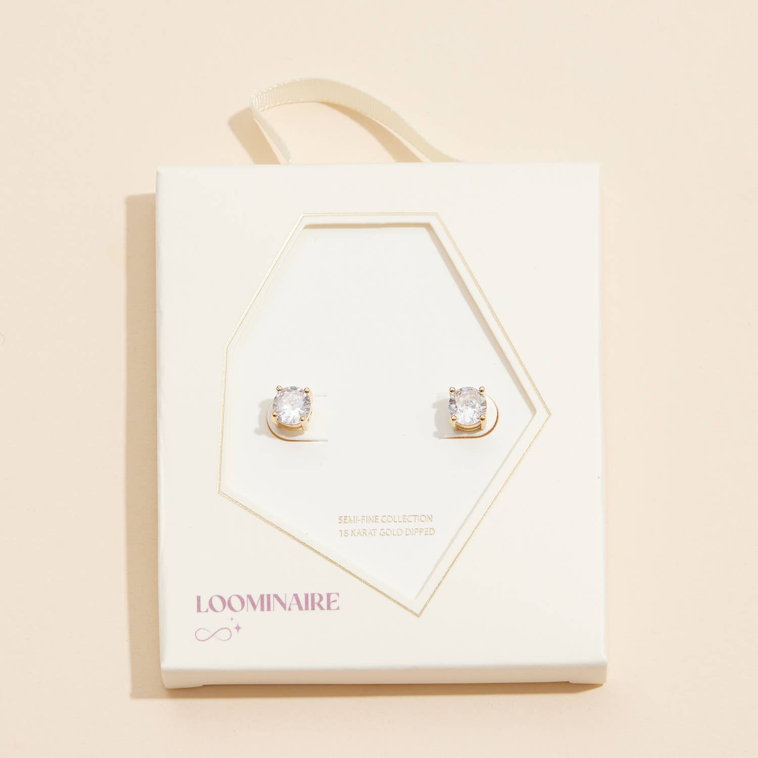 Frem – Großhandel Ohrstecker – Rundschliff-Ohrstecker mit kubischem Zirkonia, 6 mm, in 18-karätigem Gold, Dip4