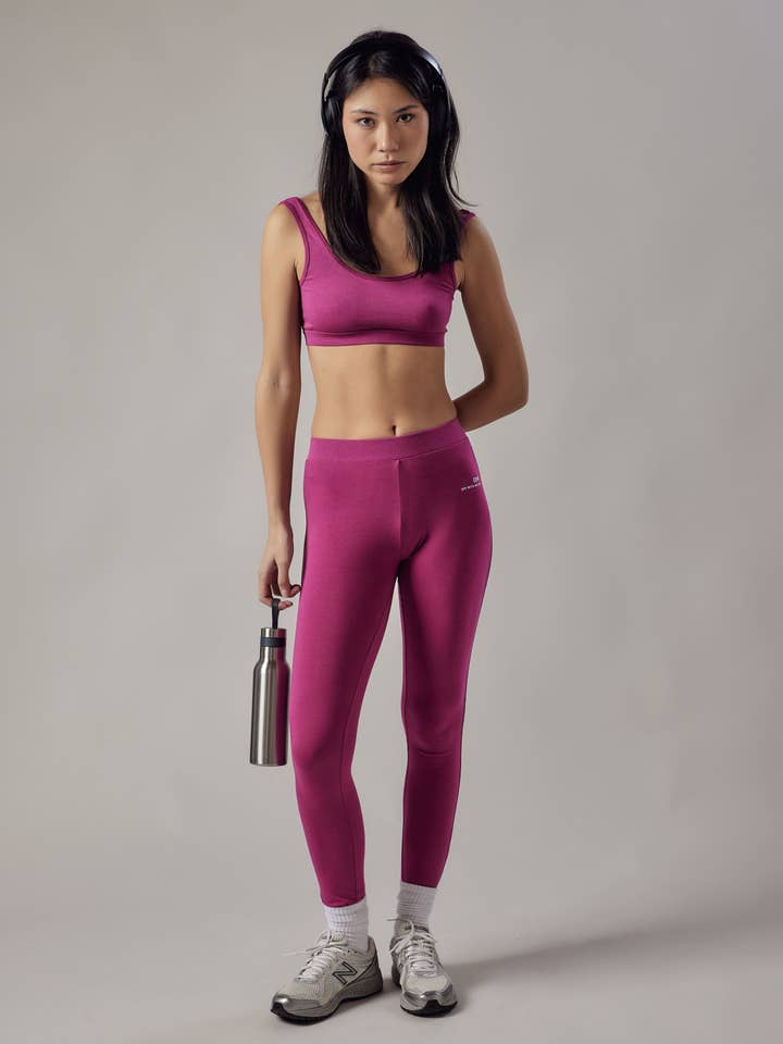 Set met legging en sporttop voor wholesale door OWN OFF WITH NATURE