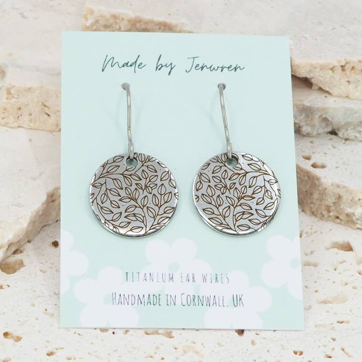 15mm vine leaf round dangles for wholesale by MadebyJenWren