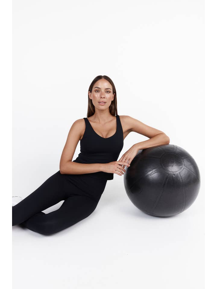 Core Comfort | Movement Tank Black for wholesale on Faire6