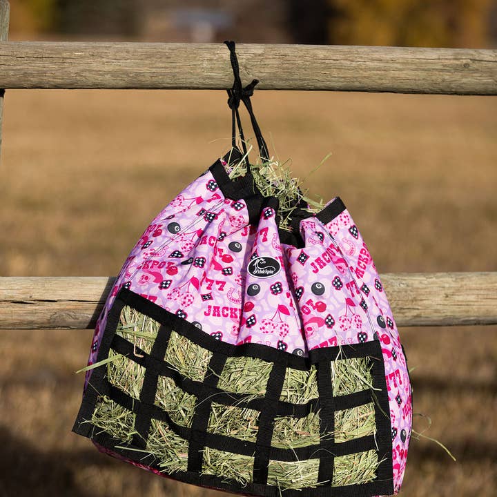 Schulz Equine - Vente Équipement d’équitation - Sac à foin Happy Trailer en nylon 600D résistant20