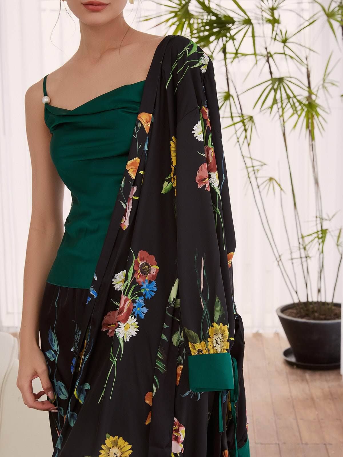 black Floral Pajama Set 3 Pcs for wholesale on Faire2