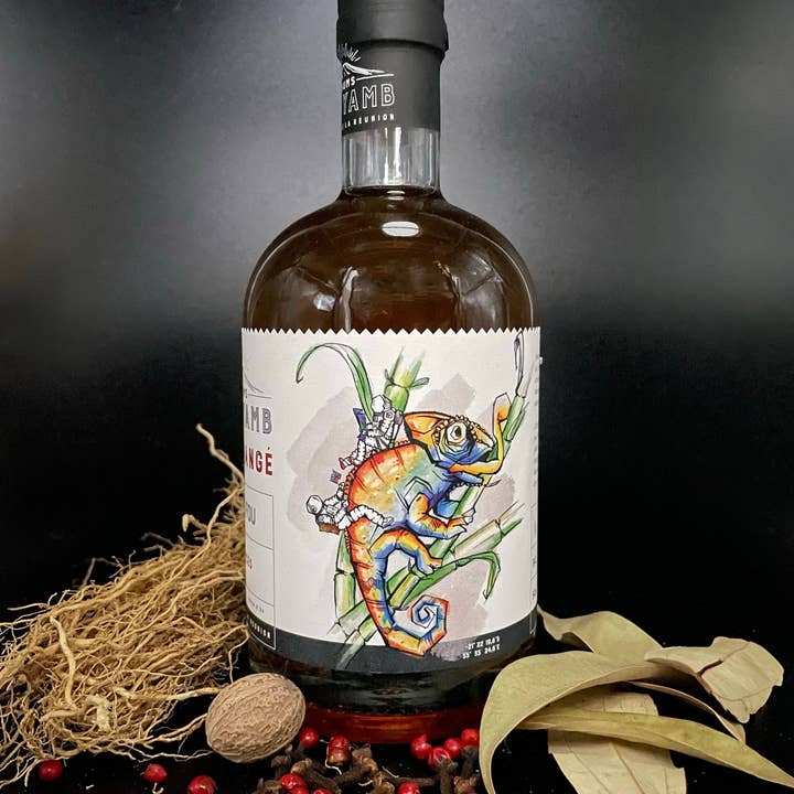 Les Rhums Gadyamb – wholesale Rum – Arranged rum - 9 spices “Bato Fou”