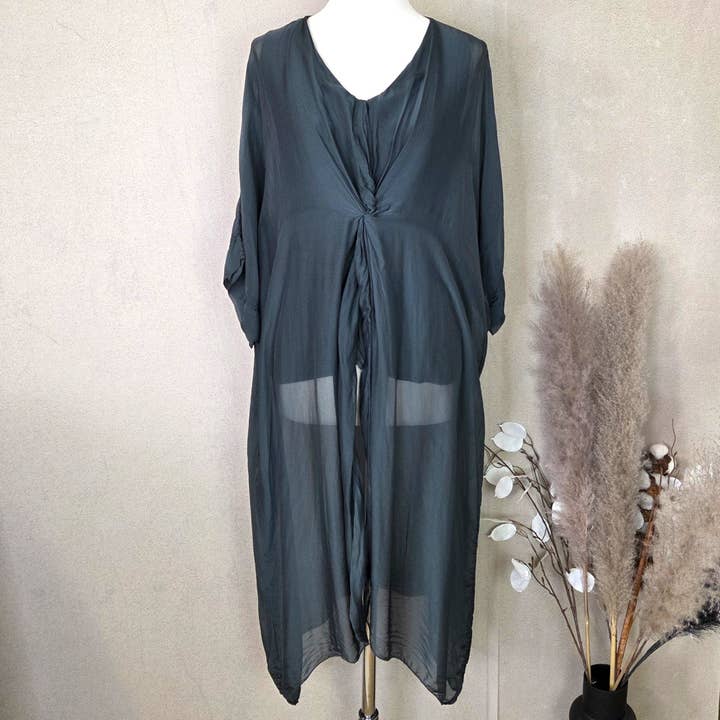 Tempest Designs – wholesale Blouse – Women’s – Silk blend twist detail longline V-neck top (M-L)2