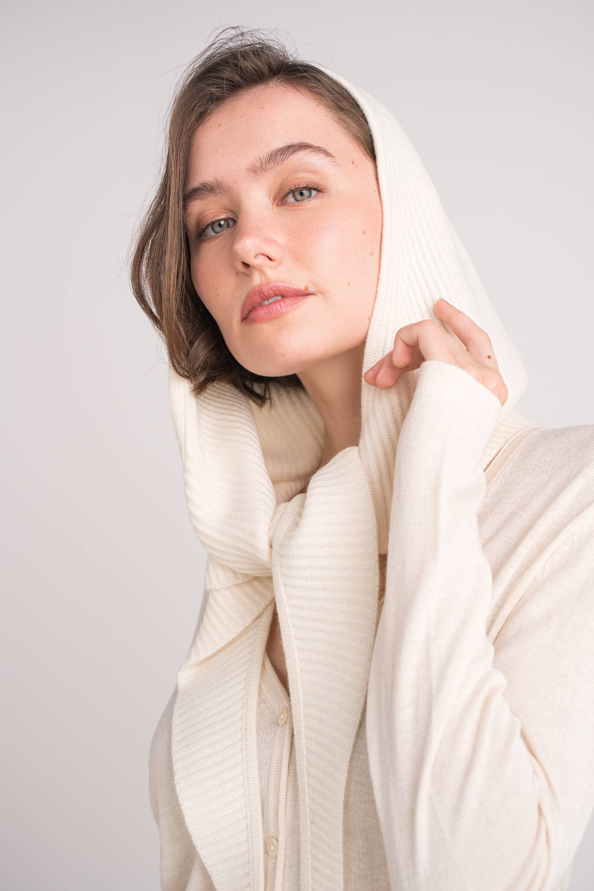 jw.atelier - Wholesale Balaclava - Women's - 100% cashmere balaclava6