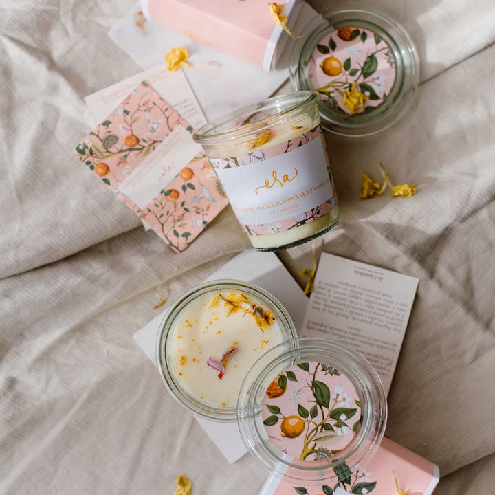 La Calathea – Großhandel Kerze im Glas / gefüllte Kerze – Candela Era Duftkerze mit gourmandigen und zitrischen Noten