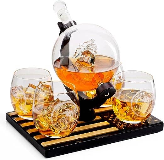 The Wine Savant / Khen Glassware - Vendita all'ingrosso Decanter - Set di bicchieri da whisky con globo del Corpo dei Marines degli Stati Uniti USMC - 4 bicchieri