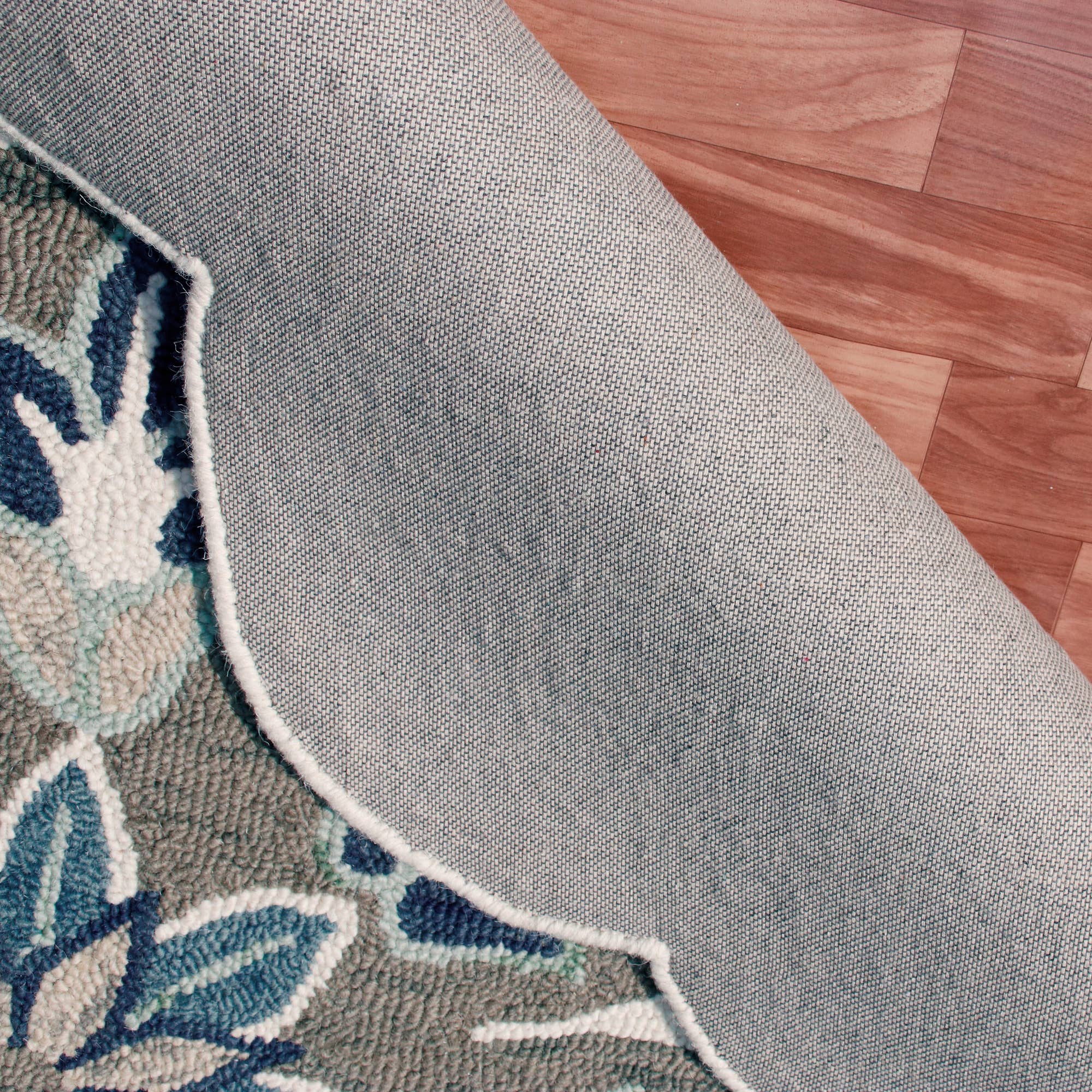 LR Home - Wholesale Area Rug - Nia Classic Scalloped Edge Hand-Tufted Wool Indoor Area Rug38