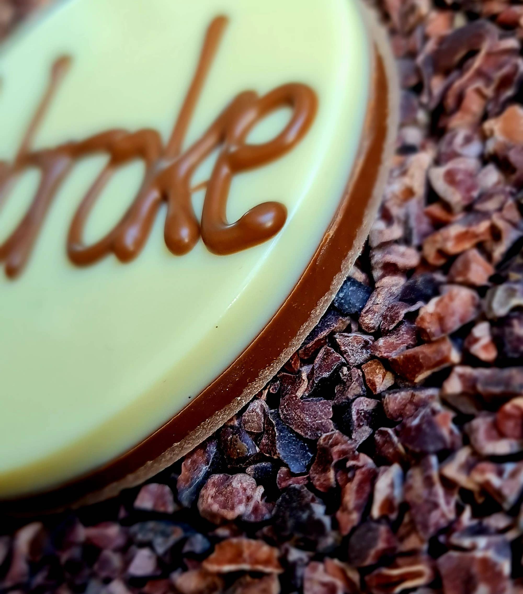 Cwtsh Chocolate - Wholesale Lollipop - Personalised chocolate lollipop4