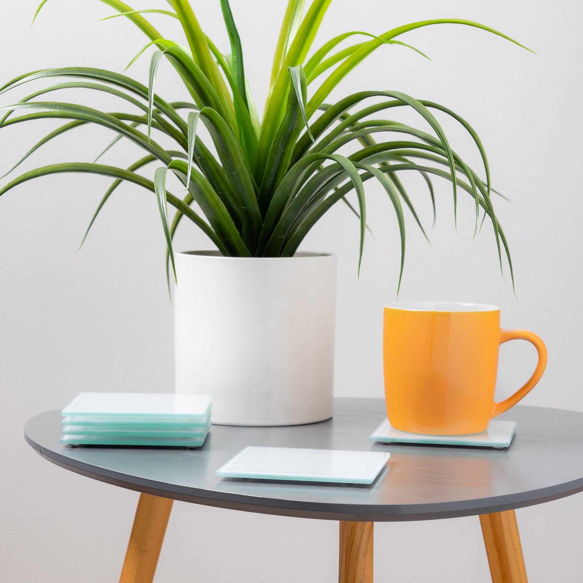 Rinkit Ltd – wholesale Coasters – Harbour Housewares Square Glass Coaster - White1