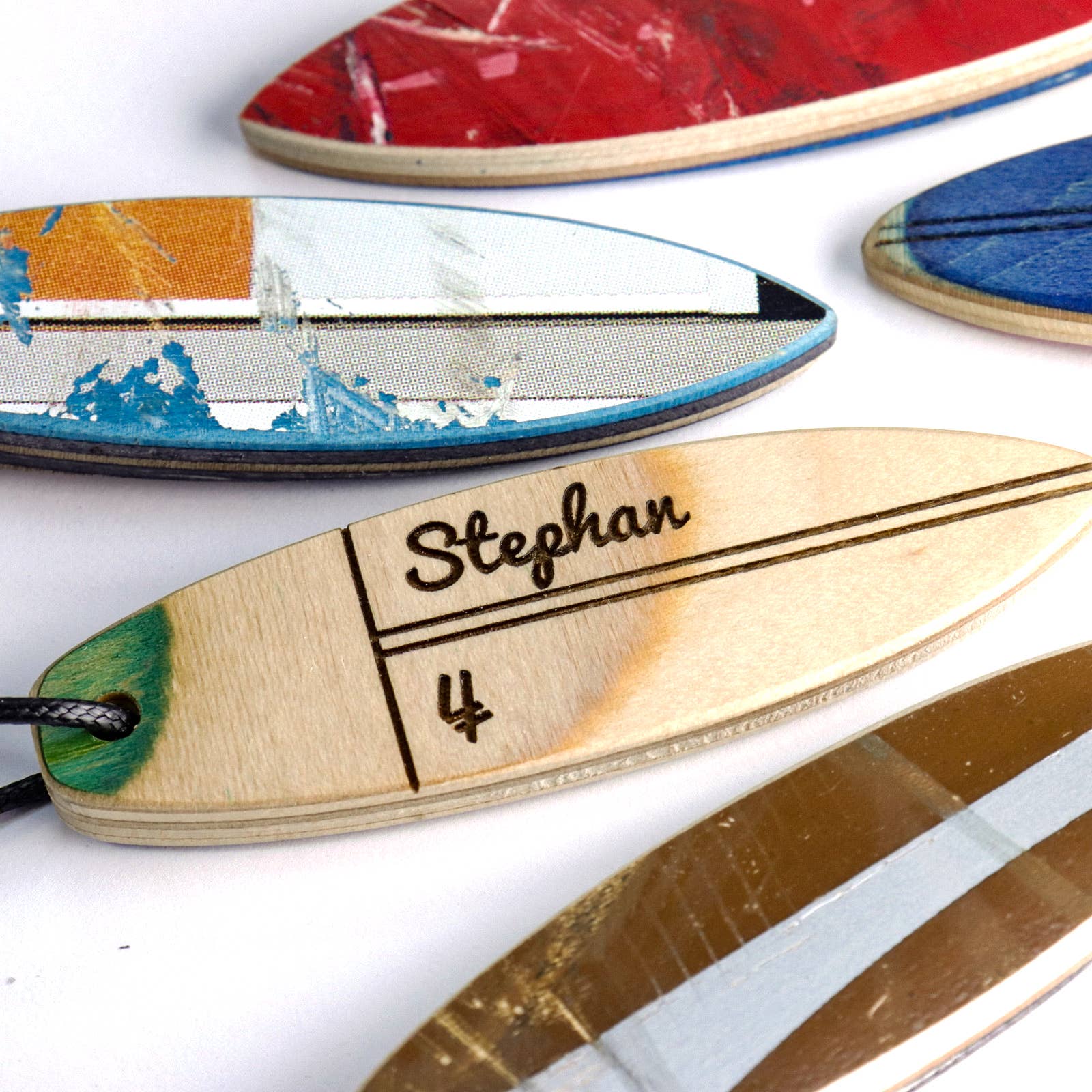 Skate4create - Wholesale Keychain - Unisex - Surf keychain - Personalized surfboard - Recycled Skateboard4