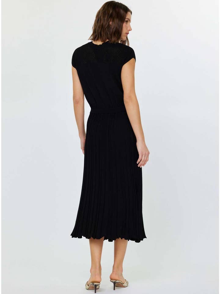 Black Pleated Knit Midi Dress for wholesale on Faire2