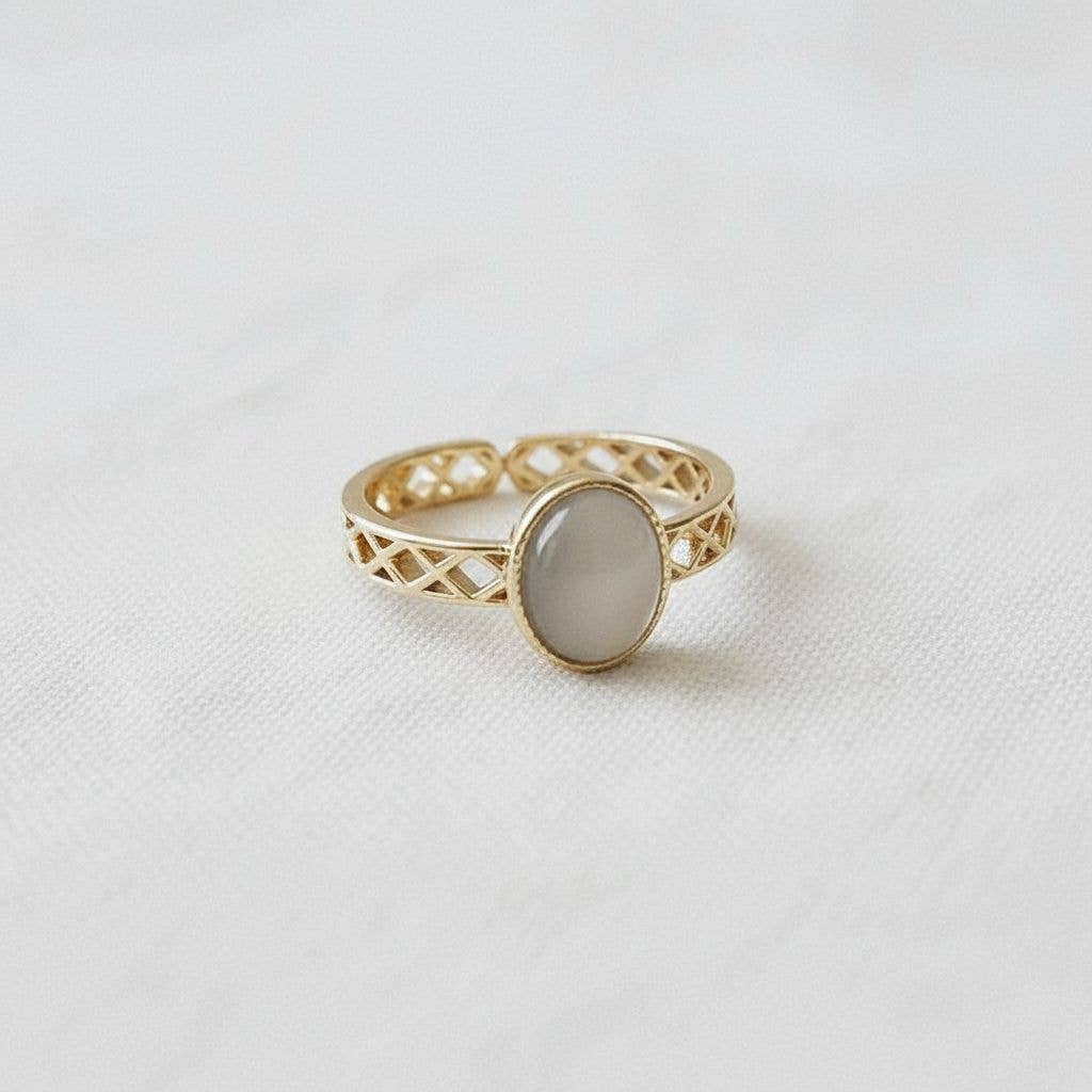 Ellemadera - Wholesale Single Stone/Solitaire Ring - French Palace Inspired Hollow Cat's Eye Ring1