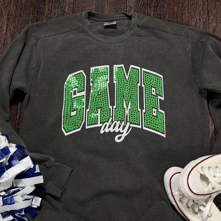 T-shirt à manches longues Game Day Arch Kelly vert et blanc à paillettes pour la vente par MidWest Tees