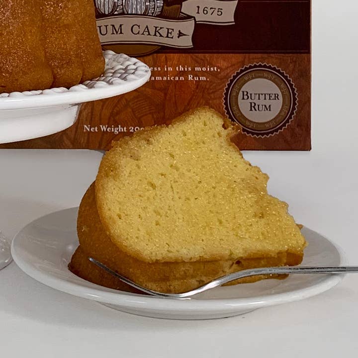 Wicked Jacks Jamaica Rum Cake/ Aroma Ridge Coffee Roasters – wholesale Cake – Wicked Jack's Butter Rum Cake-4oz3