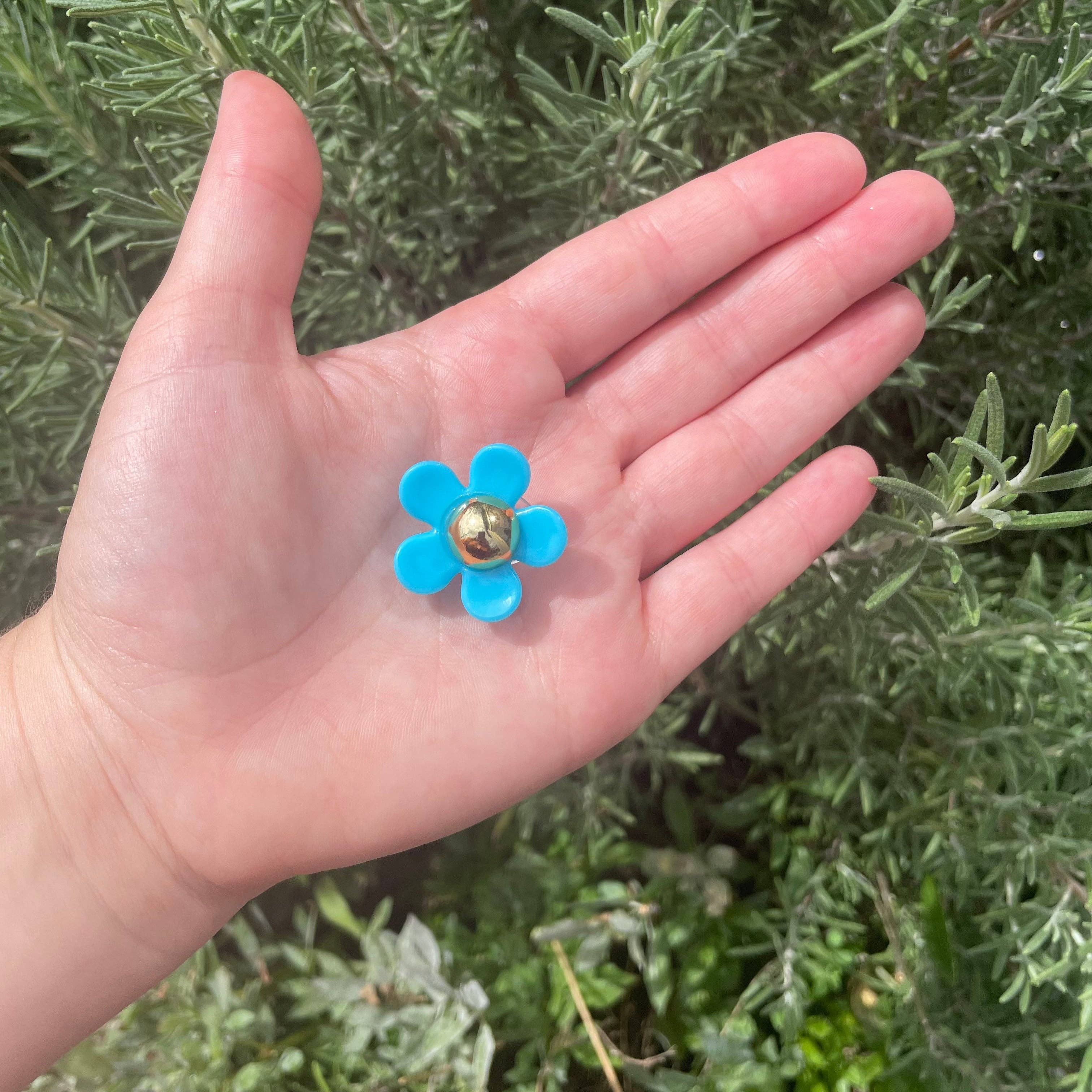 Mini Kitty Designs - Wholesale Shoe Accessories - Golden Flower Croc Charms20