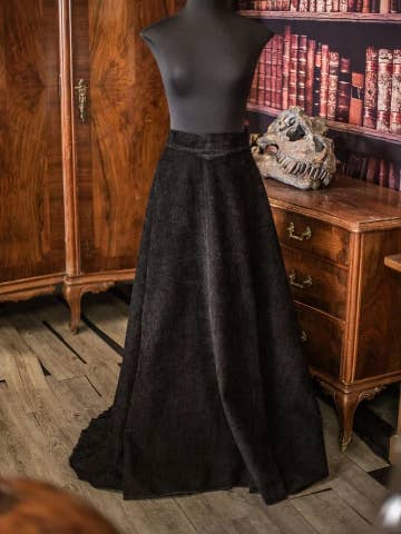 Costurero Real - Wholesale Skirt - Women's - Victorian Velvet Skirt Tapestry Fabric Vintage Skirt black0