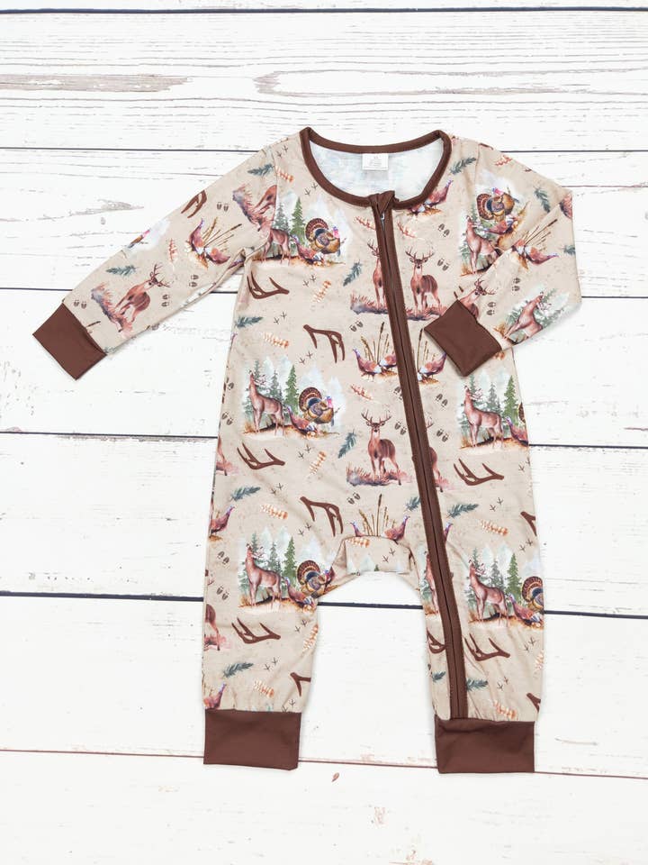 Baby Hunting Zip Sleeper for wholesale by sassy kids palace