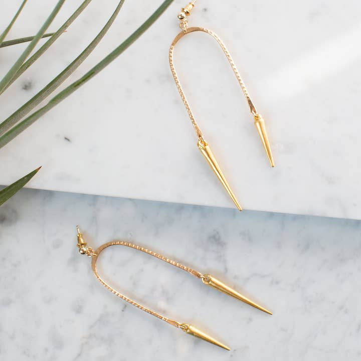 Bordo per la vendita all'ingrosso da parte di Maya Bauman