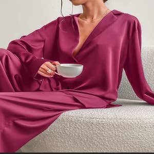 Wholesale Wholesale Pajama Sets Sleepwear Women silk Printed Leisure Wear  For Pyjamas Winter Home Wear Nightgown From m.