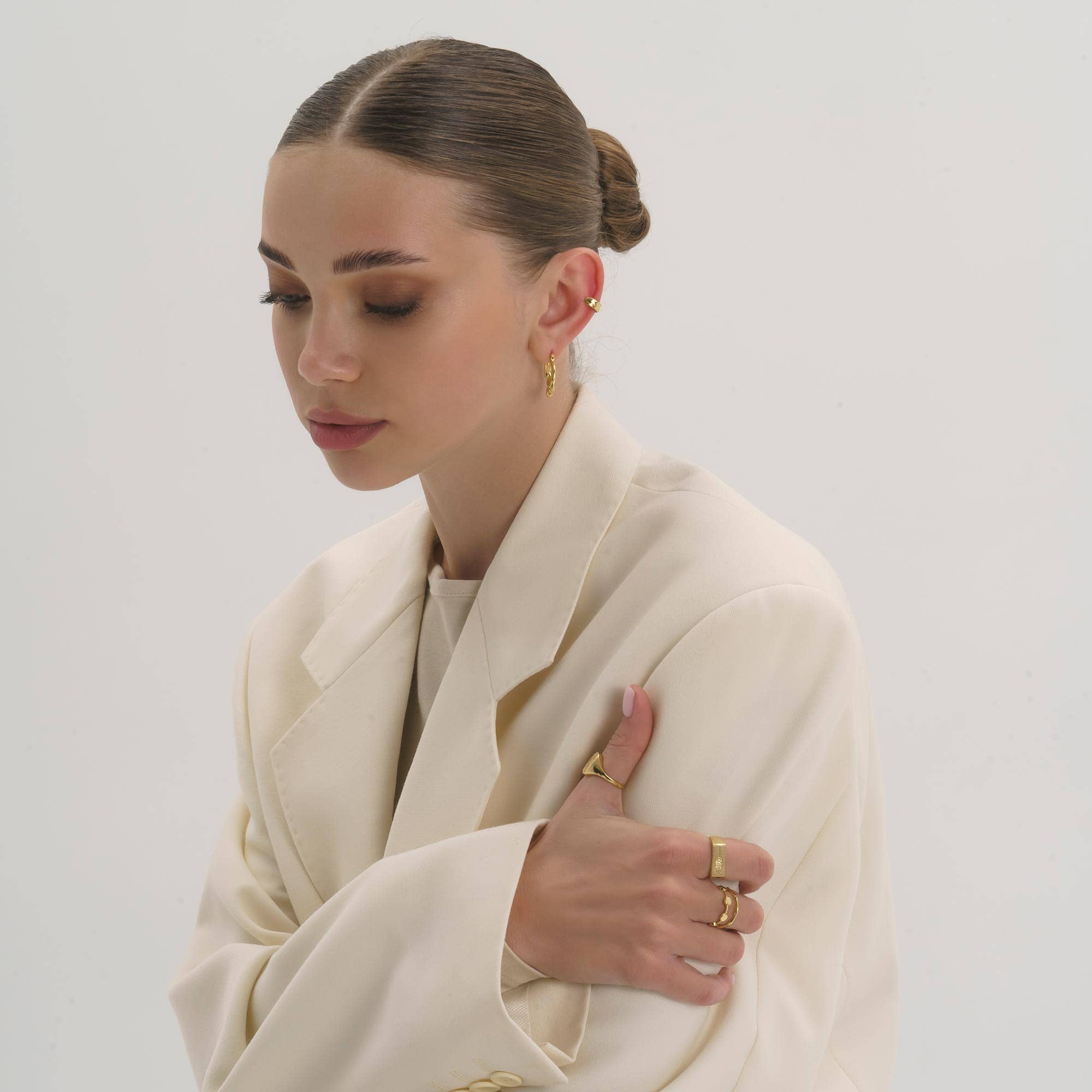 14K Gold Sunflower Ring for wholesale on Faire1