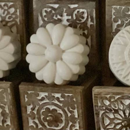 Soap Farmacy - Wholesale Shampoo Puck/Solid Shampoo - Fermented Rice Milk + Bison Tallow Shampoo Bar2