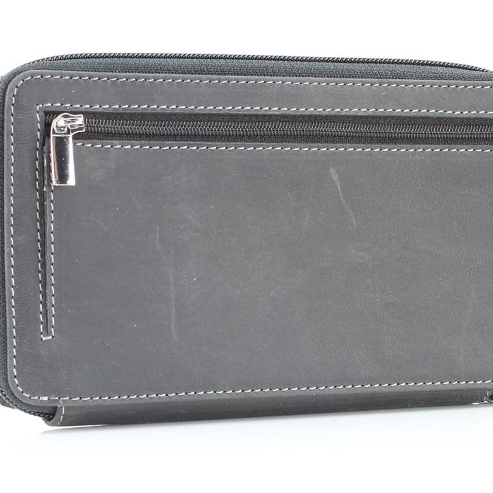 Leather Impressions Inc - Wholesale Wristlet - American Bison Floral Tooled Ladies Wristlet13