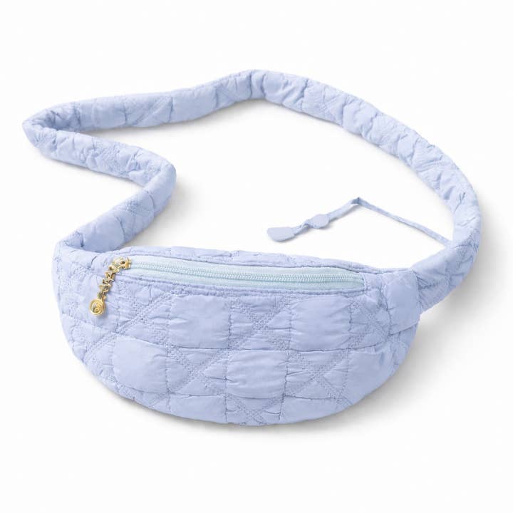 Sacs à bandoulière Mihella matelassés façon doudoune, bleu pastel clair pour la vente par NHP International