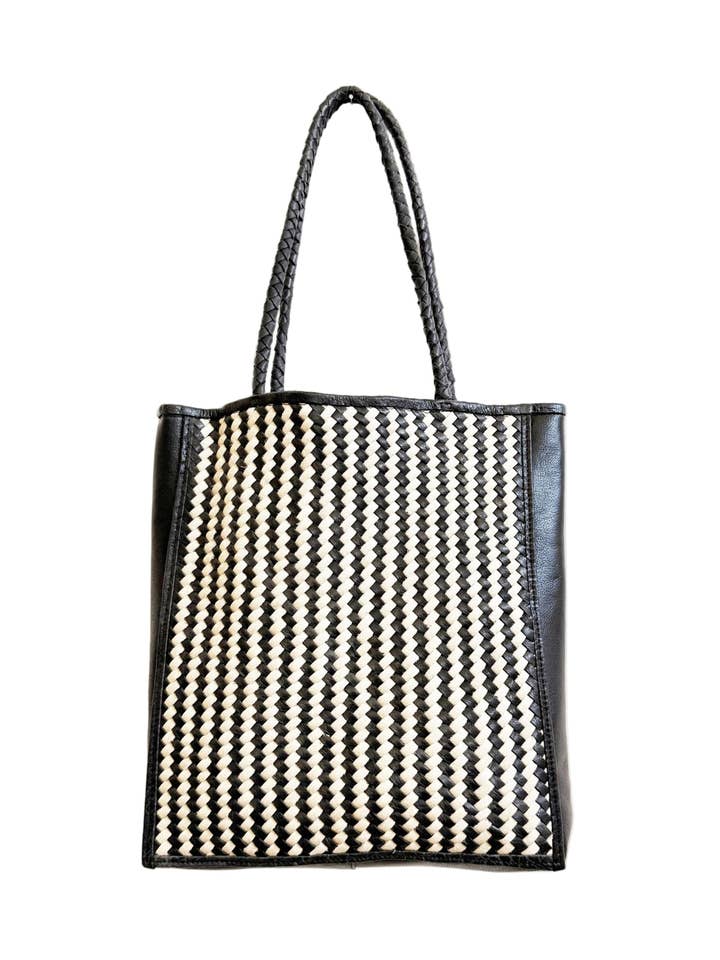 Darna Black and White Tote Bag for wholesale by Happy French Gang