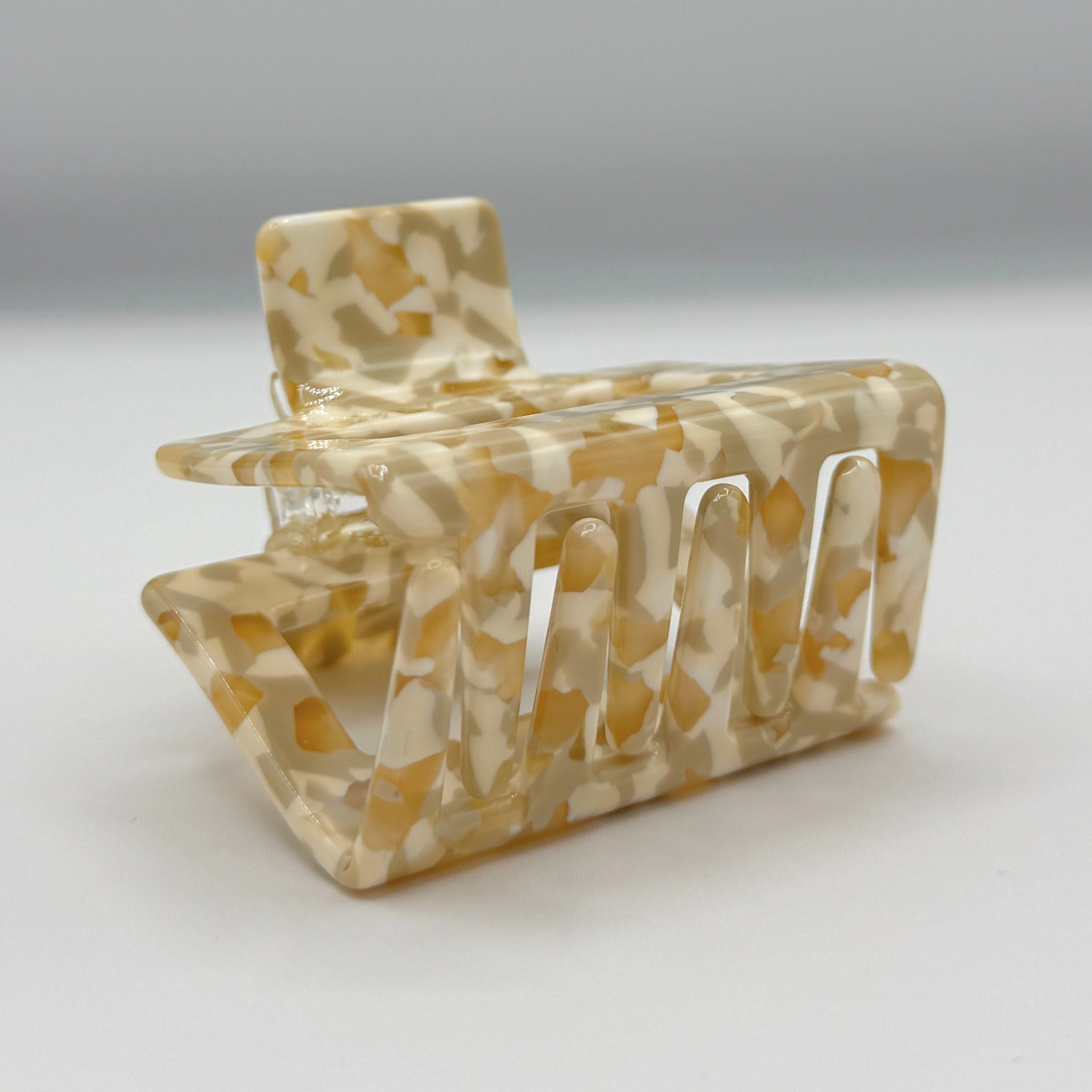 Love Attack - Wholesale Hair Clip - Women's - Raya Cellulose Acetate Hair Claw Clips6