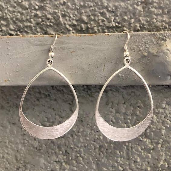 Volare - Wholesale Dangle Earrings - Lunar Arc Earrings1