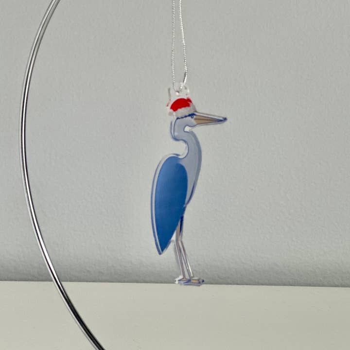 Adorno navideño de gran garza azul con sombrero de Papá Noel para venta al por mayor de Chesapeake Charm Shop