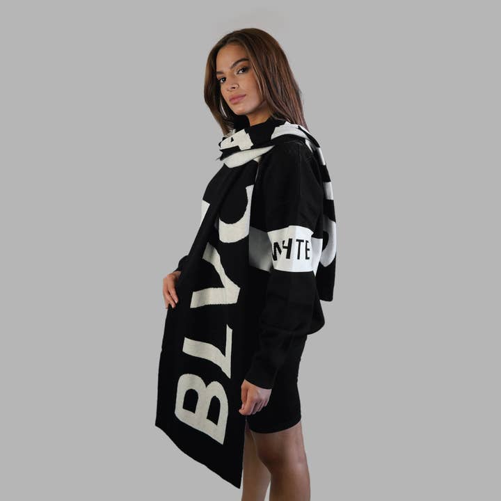 'Blvck x Whte' Scarf for wholesale by Blvck Paris