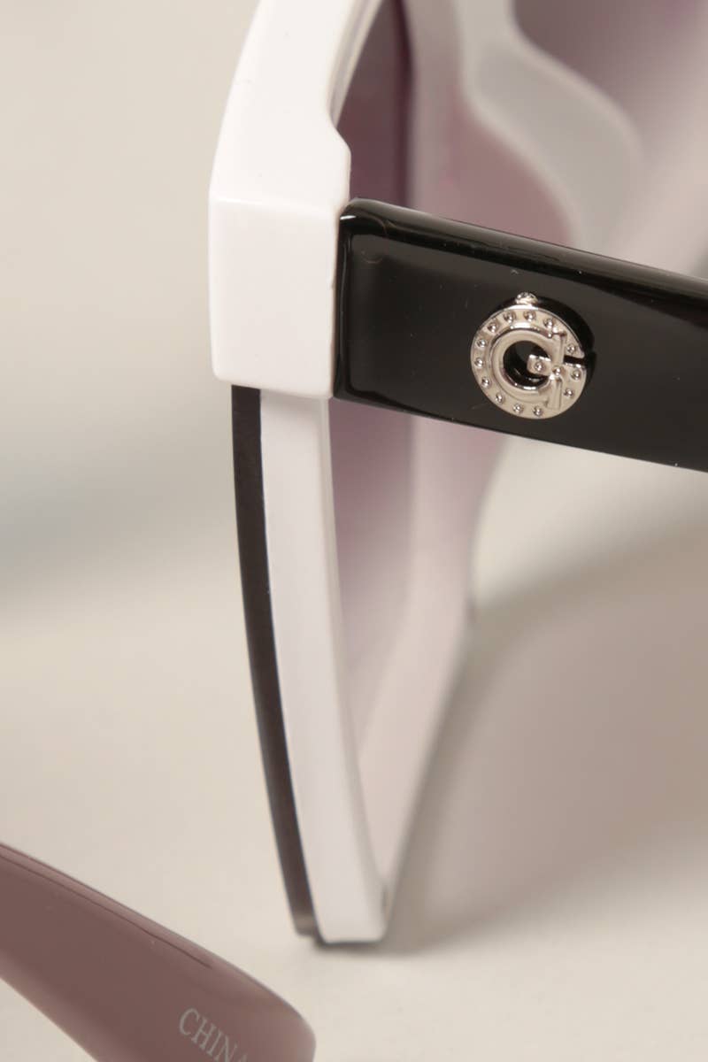 12 ASSORTEREDE FARVER  Overdimensionerede solbriller til kvinder - forskellige farver for engroshandel på Faire7