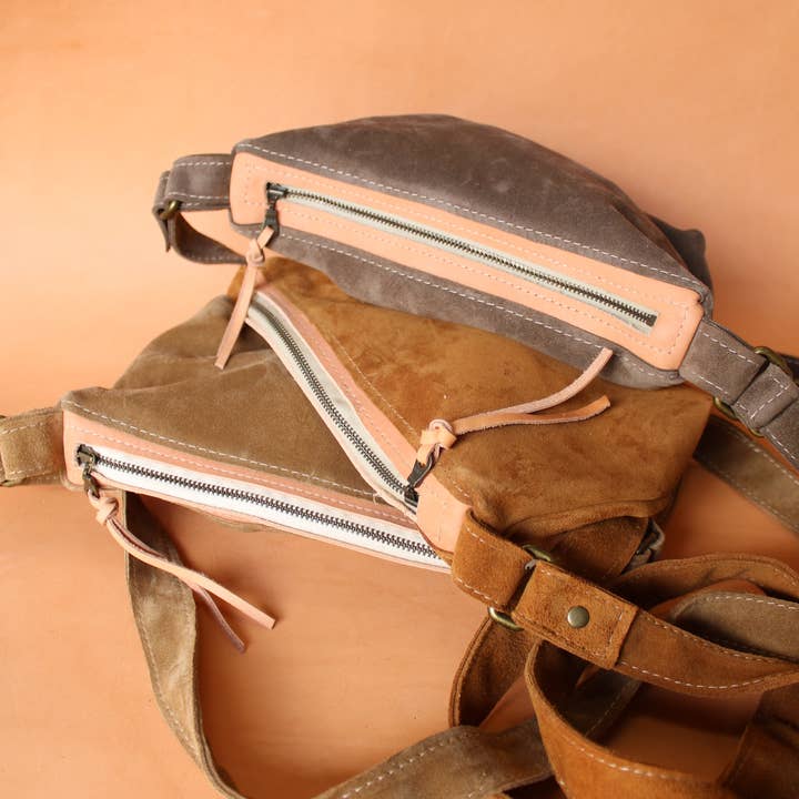 Solara Side Bag- DARK and other Purchase Wholesale baltic. Free Returns & Net 60 Terms on Faire trending on Faire.