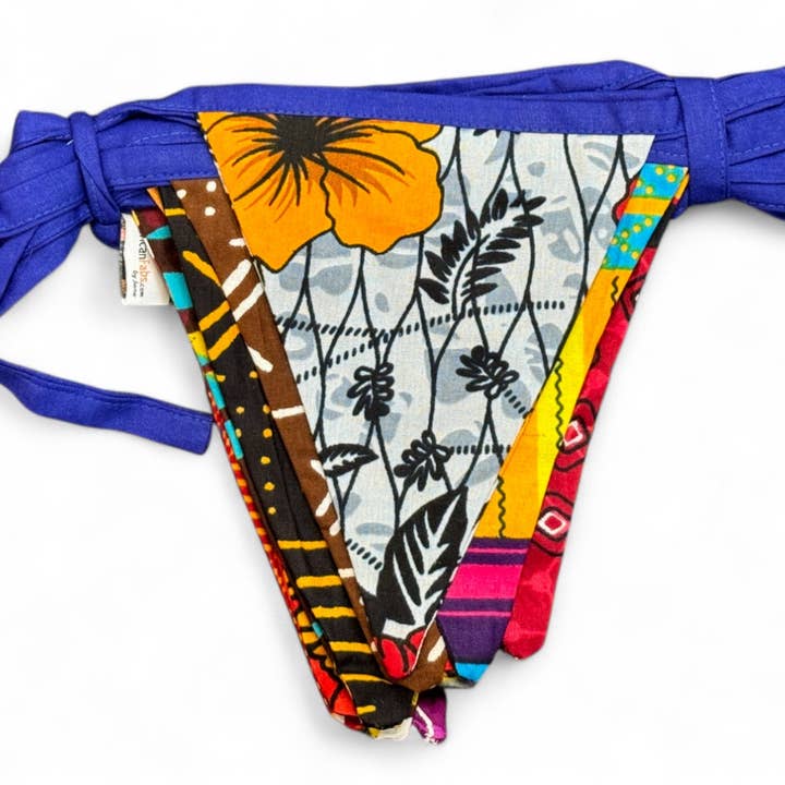 AfricanFabs - Vente Fanion/guirlande - Drapeaux à imprimé africain/guirlandes en tissu - Ruban bleu - 5 mètres1