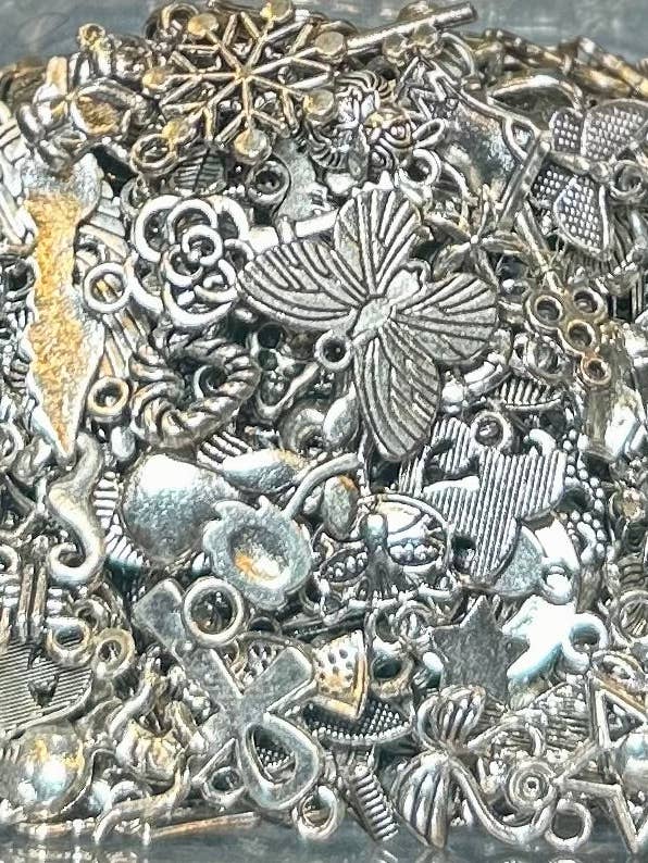 #202 for wholesale by The beaded vault