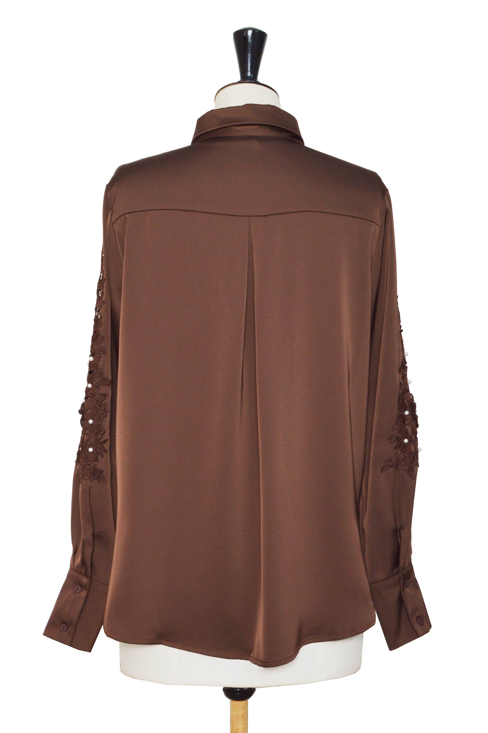 ELLI WHITE - Wholesale Button Down Shirt - Women's - Shirt adorned with embroidery and beads9