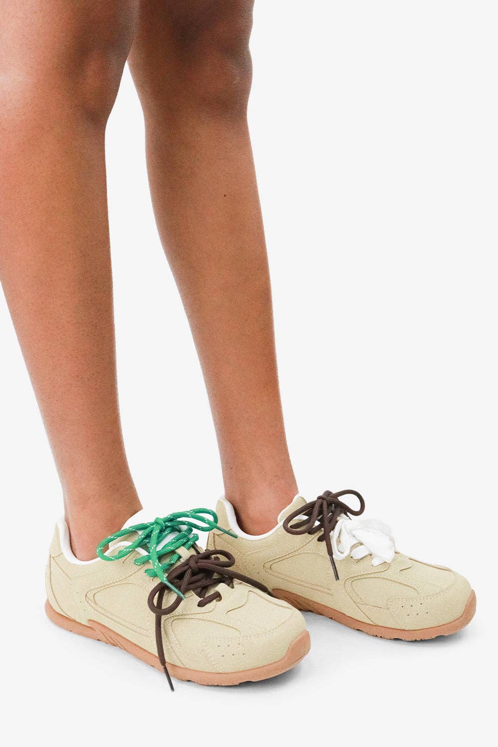 Lemonade Shoes - Wholesale Lifestyle trainers – Women′s - EXTRA MILE - Earth-Tone Chunky Sneakers w/ Contrast Lacing3