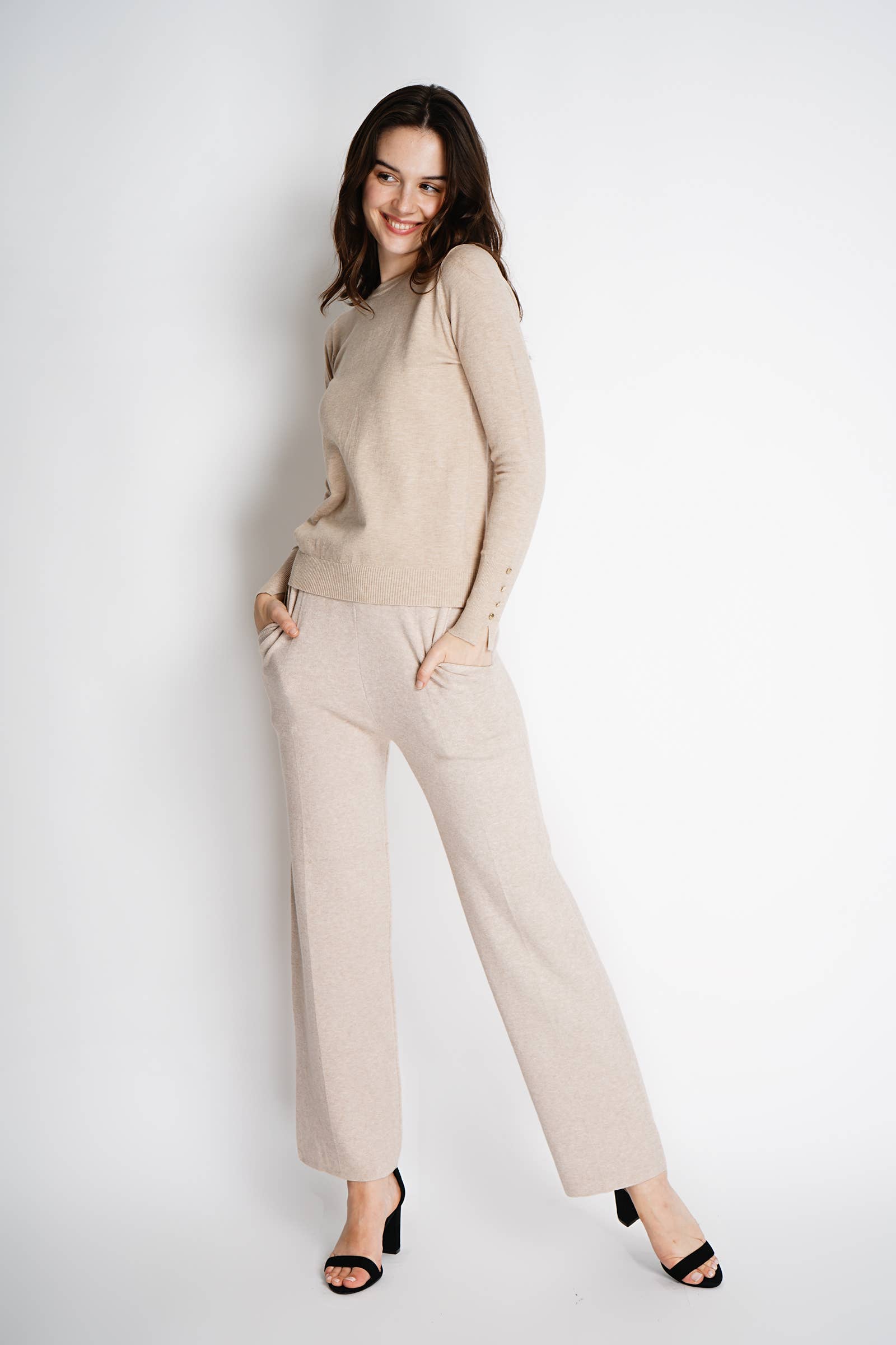 NOELINE - Wholesale Knit Sweater - Women's - Round neck fine knit sweater 2520411