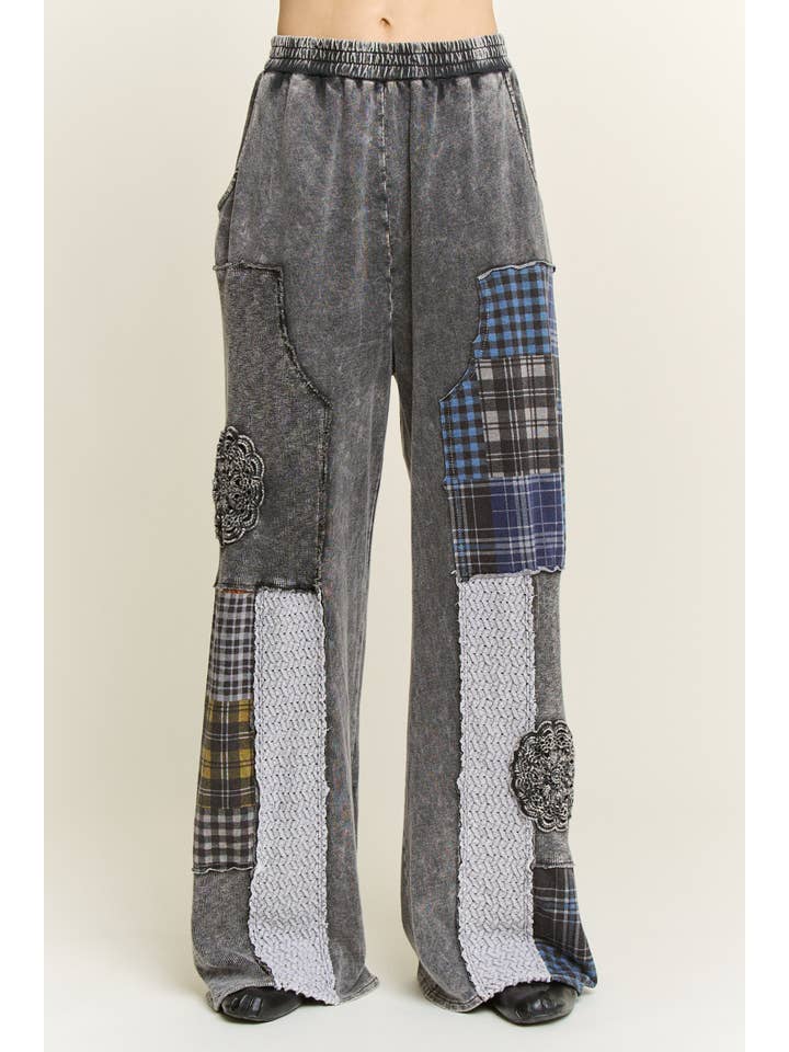 J.Her - Wholesale Pants - Women's - Mineral Washed Plaid Patched Doily Pants HP67368