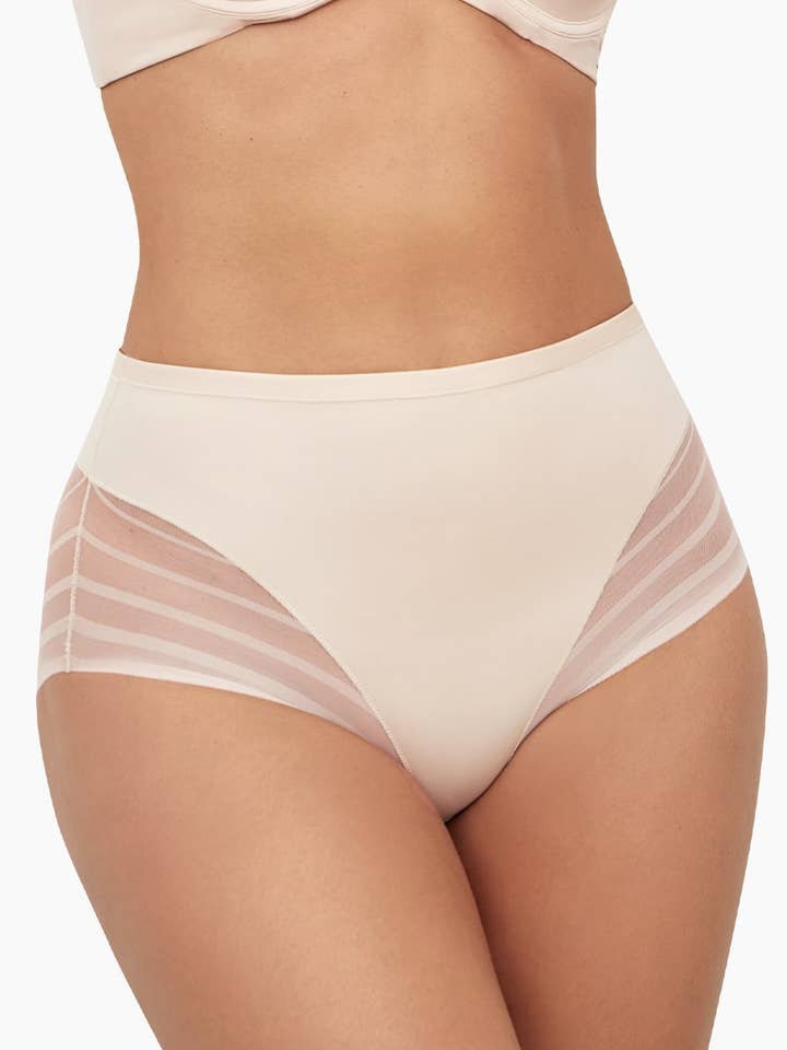 Control Briefs for Women Flawless for wholesale by Curveez