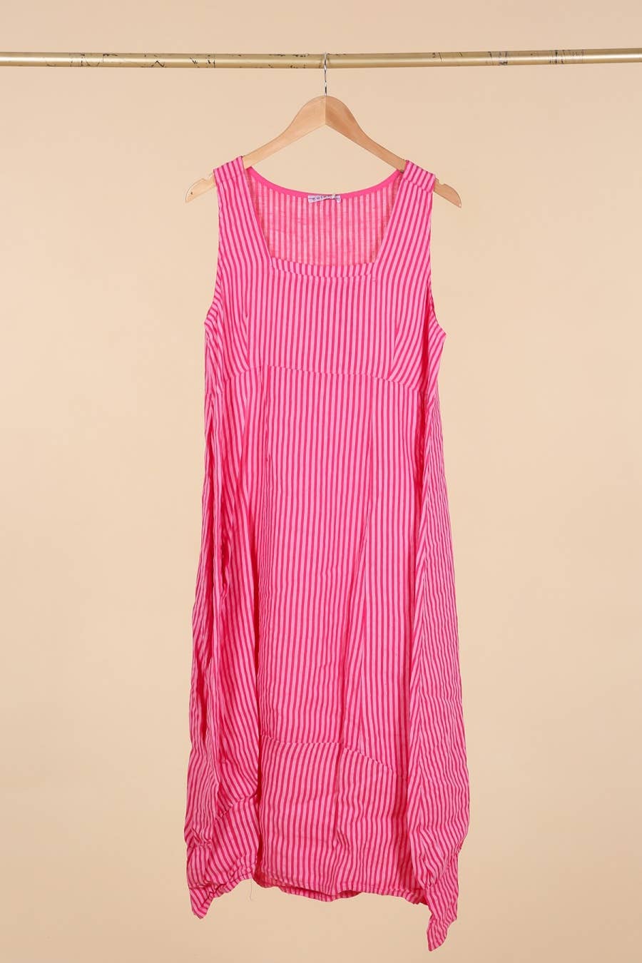 la maison des fibres naturelles - Wholesale Dress - Women's - Sleeveless striped dress 6223stripe 100%LINEN19
