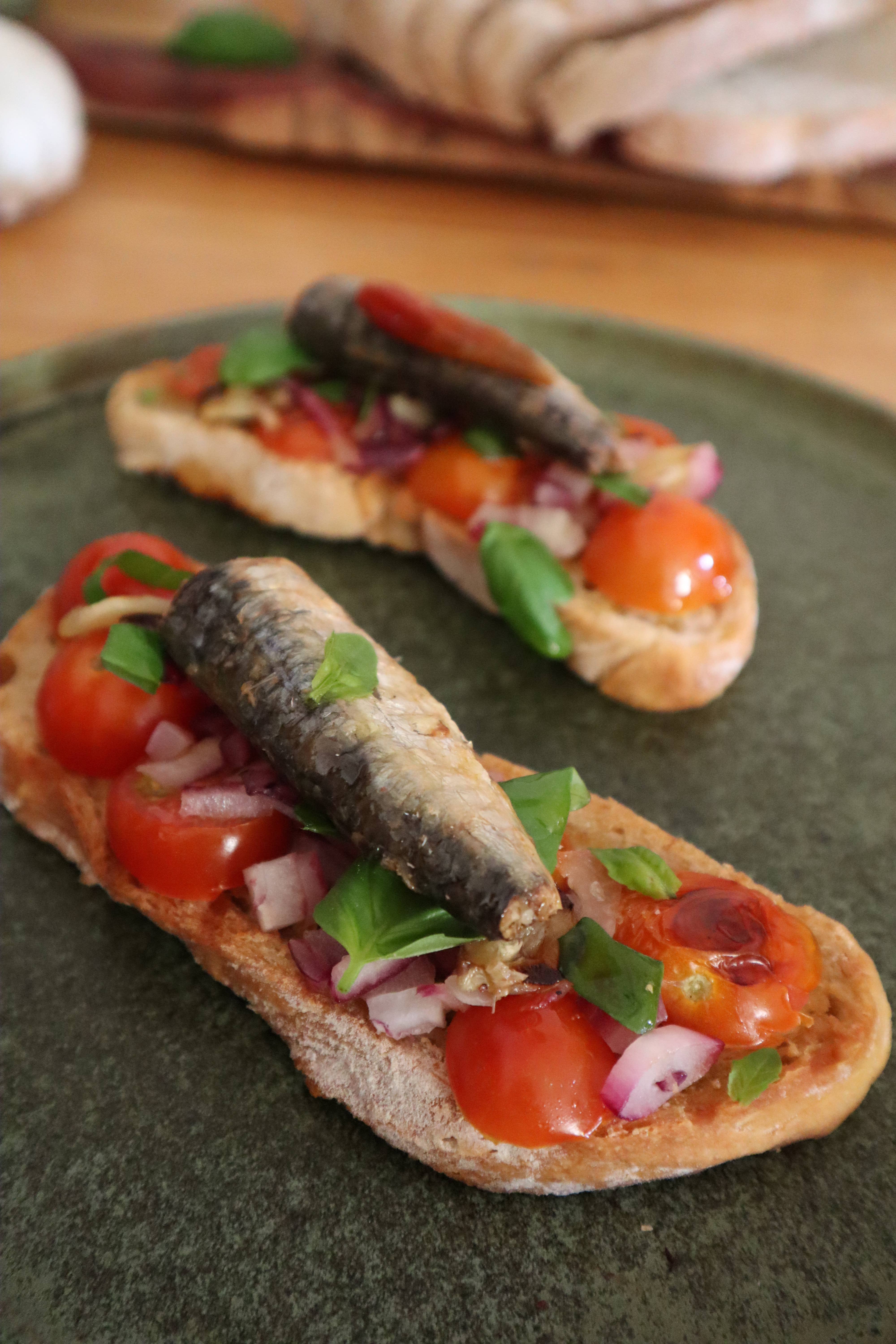 Conserveira do Arade - Wholesale Tinned Fish - 11-Can Discovery Basket (Papa Anzóis)4